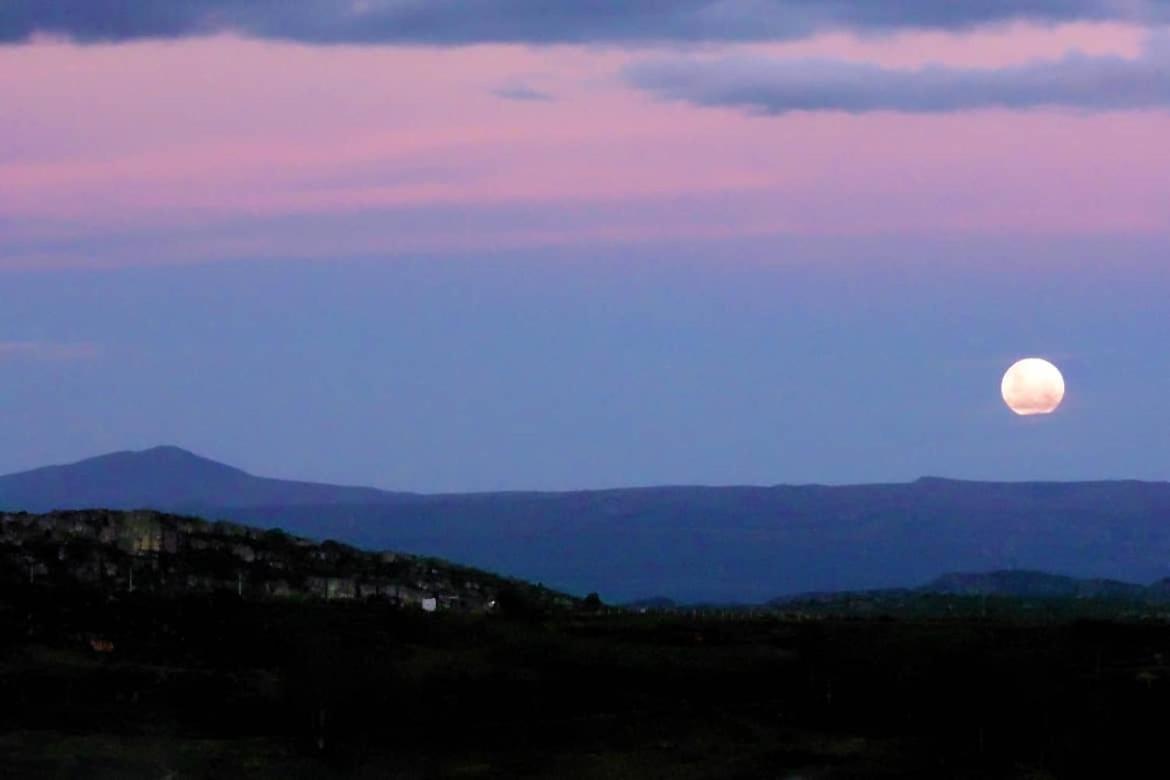 Diamantina Ecohostel Buitenkant foto